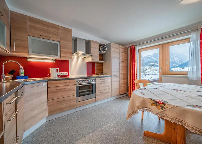 Haus Christine 아파트 *